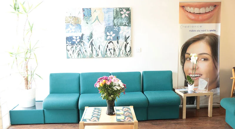 Angle House Specialist Dentistry (Chingford) - Dentist in London