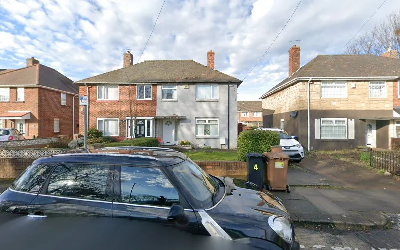 Howlett Dr A - Dental clinic in Middlesbrough