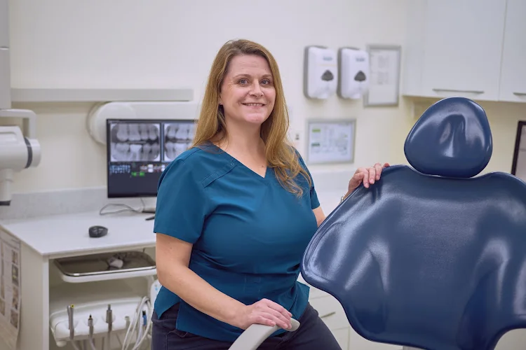 Canford Cliffs Dental - Dental clinic in Poole