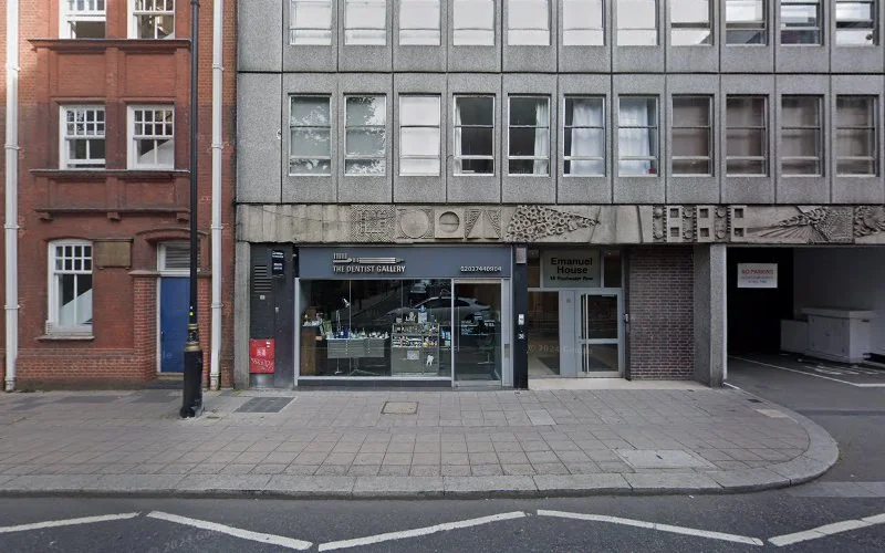 Yaël Uzan - Dentist in London