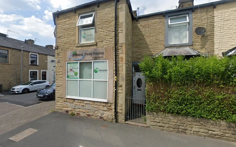 Lyndhurst Dental Practice - Dental clinic in Burnley