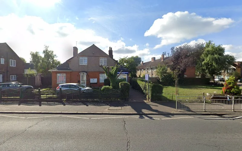 Castle Dental Practice - Dental clinic in Dagenham