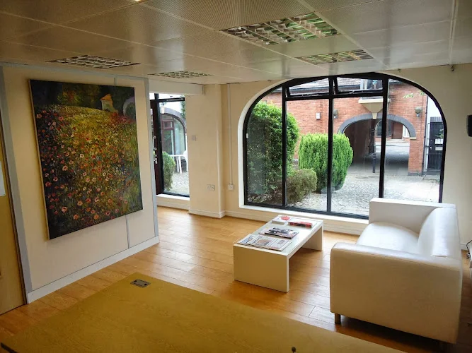 Poppy Fields Denture Clinic - Dental clinic in Bromsgrove