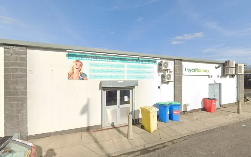 Smilescene Cambuslang (Hallside) - Dental clinic in Glasgow