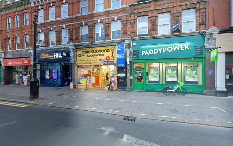 Dental Surgery - Dentist in London