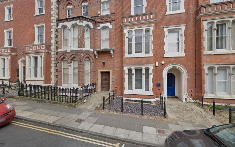 Pure Orthodontics (Richard Skeggs) - Dentist in Nottingham