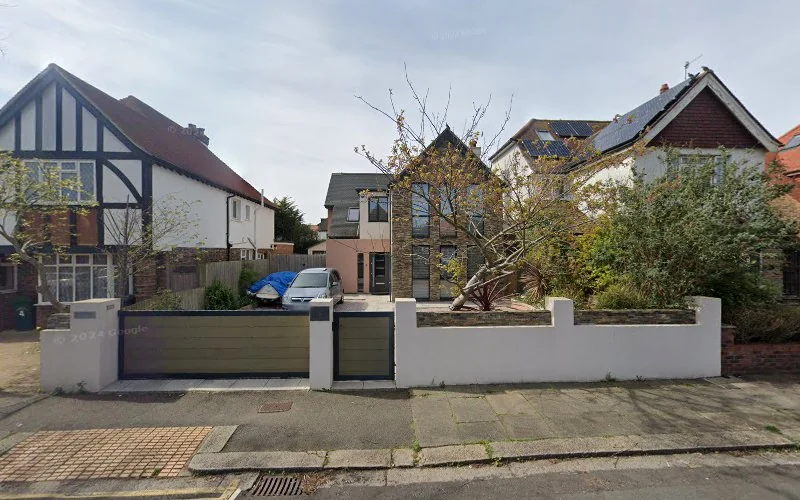 James Hooper Dental Practice - Dental clinic in Hove