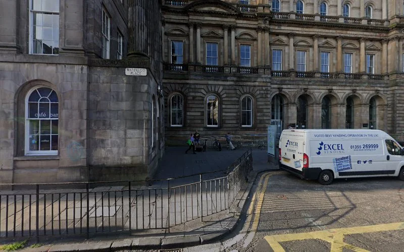 Asoha tambore - Dental clinic in Edinburgh