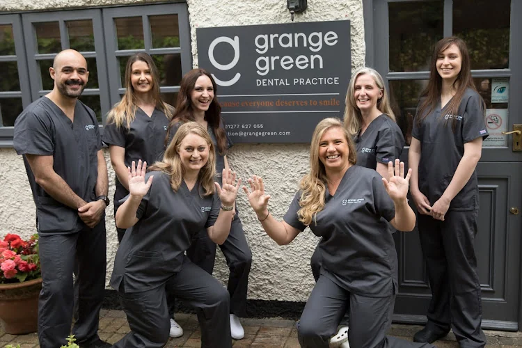 Grange Green Dental Practice - Cosmetic Dentist Billericay - Dental clinic in Billericay