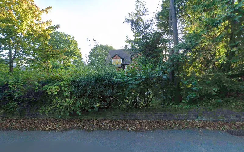 Greghedan Finn - Dentist in Wokingham