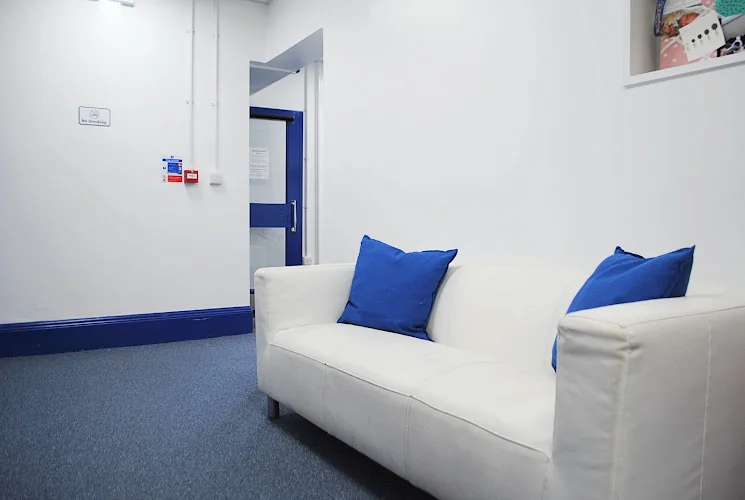 Vale Dental Practice - Dental clinic in Pewsey