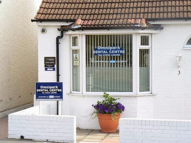 Omnipark Dental Centre - Dentist in Gillingham