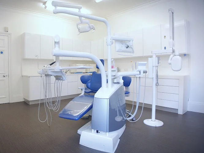 Blanche Smile Studio - General, Implant & Cosmetic Dentistry W1G 7BY - Dentist in London