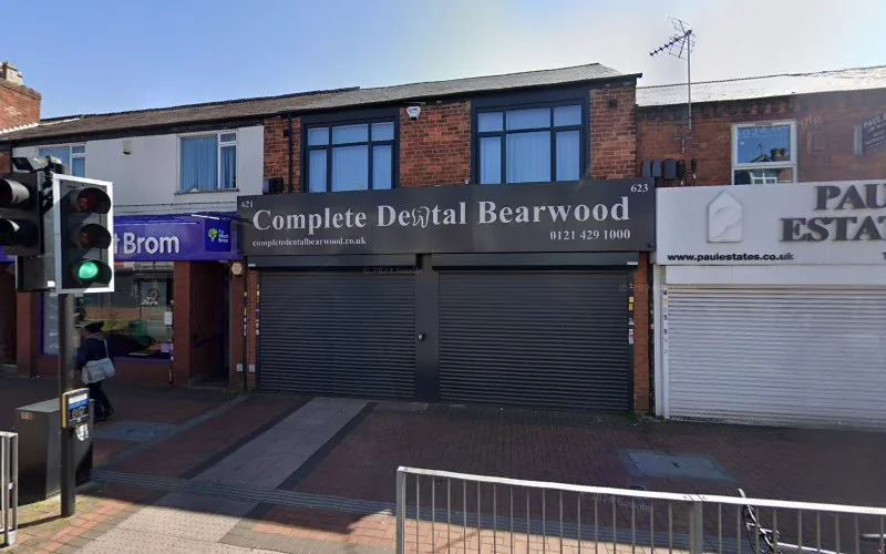 Complete Dental - Dental clinic in Smethwick