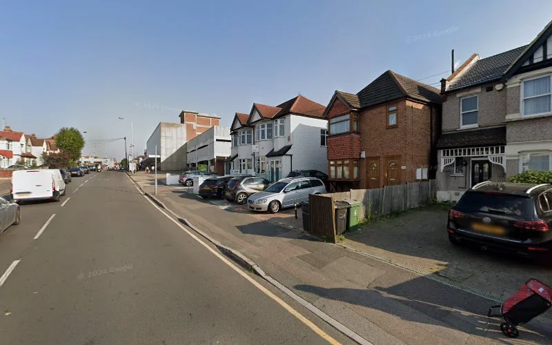 Synergy Specialist Dental & Healthcare - Dental clinic in London